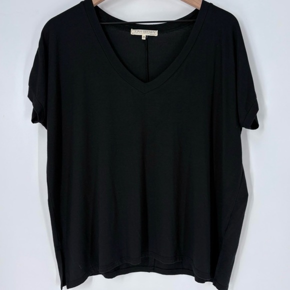 Joah brown escape v neck t shirt - Picture 5 of 7